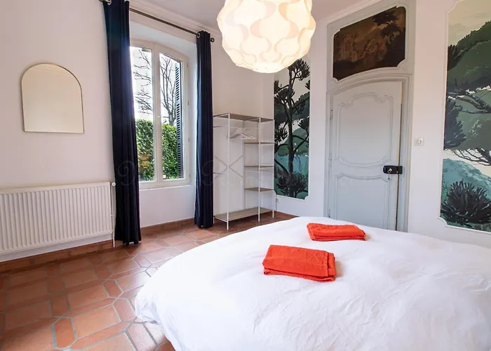 Alexandre Iii Villa Dijon