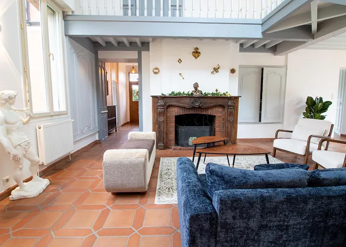 Alexandre Iii Villa *