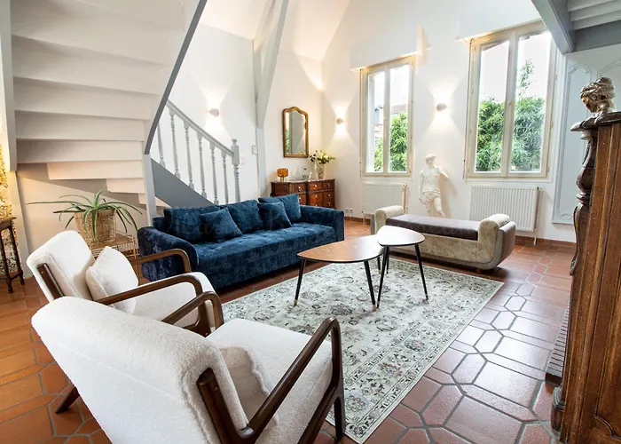 Villa Alexandre Iii *